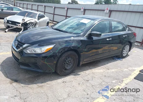 2018 Nissan Altima 2.5 S z USA, uszkodzony, nr VIN 1N4AL3AP0JC184368